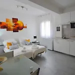 Apartman 4-tourist House Bologna-studio - Self Check-in Bologna