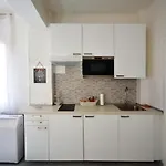 4-tourist House Bologna-studio - Self Check-in *