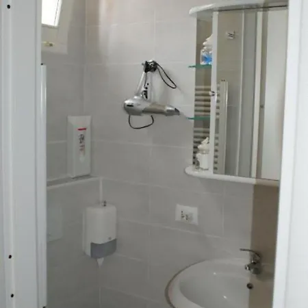 4-tourist House Bologna-studio - Self Check-in Boloňa