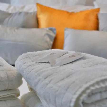 4-tourist House Bologna-studio - Self Check-in דירה