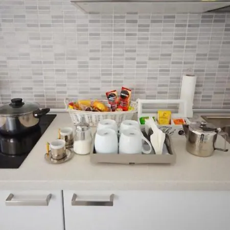 4-Tourist House Bologna-Studio - Self Check-In