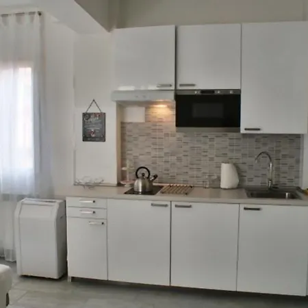 4-Tourist House Bologna-Studio - Self Check-In Bologna