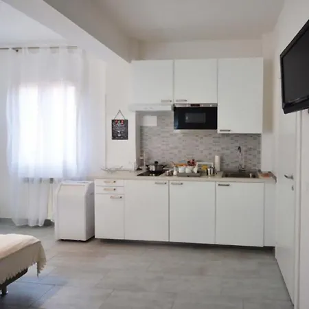 4-tourist House Bologna-studio - Self Check-in *