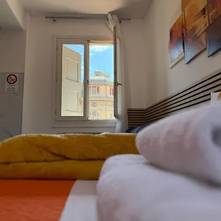Daire 4-tourist House Bologna-studio - Self Check-in