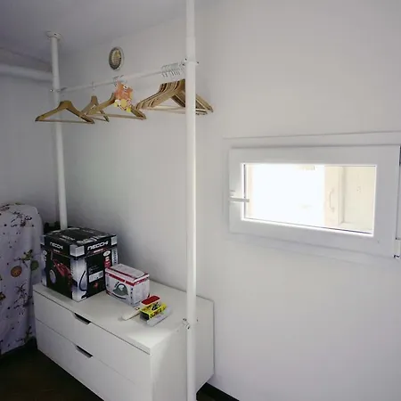 Daire 4-tourist House Bologna-studio - Self Check-in
