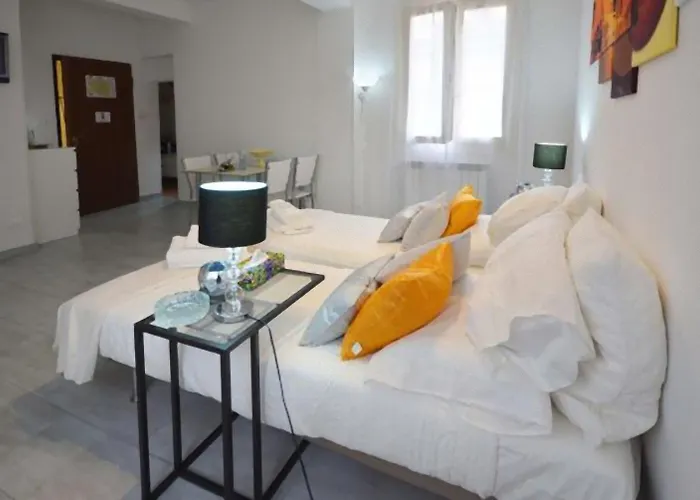 Lejlighed 4-tourist House Bologna-studio - Self Check-in