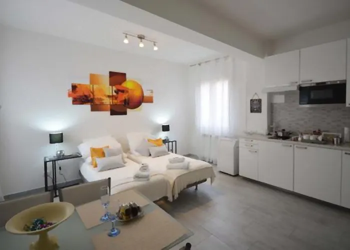 4-Tourist House Bologna-Studio - Self Check-In * Bologna