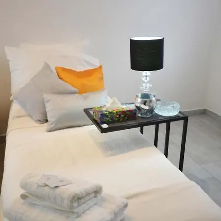 4-Tourist House Bologna-Studio - Self Check-In *