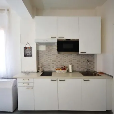 4-Tourist House Bologna-Studio - Self Check-In *